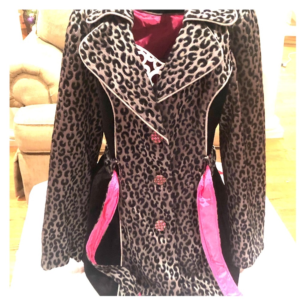 3 Sisrers Leopard Print Pea Coat